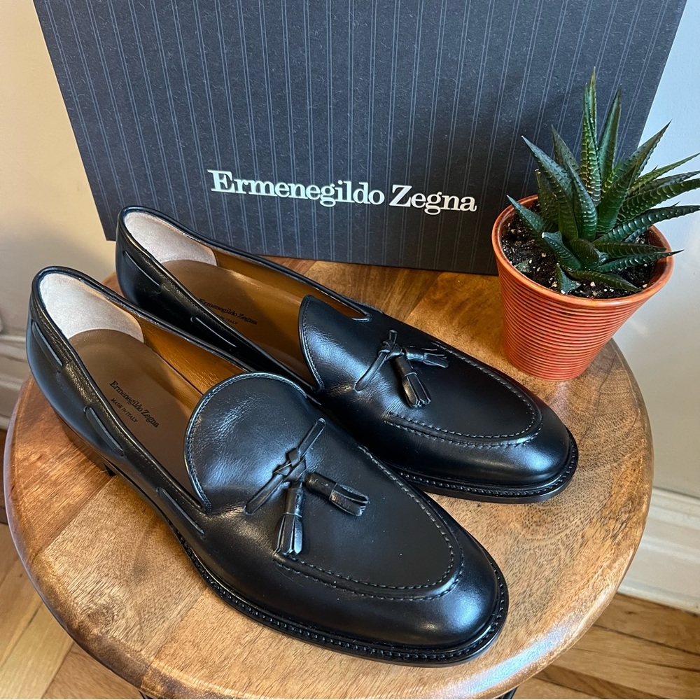 Men’s tassel loafers Ermenegildo Zegna, black color, Italian size(EUR) 42.